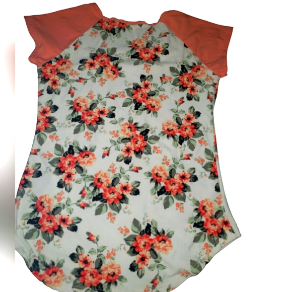 Ladies M Just Be Orange/White Flowered Top - Picture 2 of 6